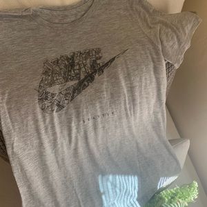 Nike ‘Seattle’ Drifit Tee